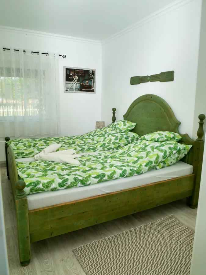 Cseresznyes Apartman Berekfürdő 外观 照片