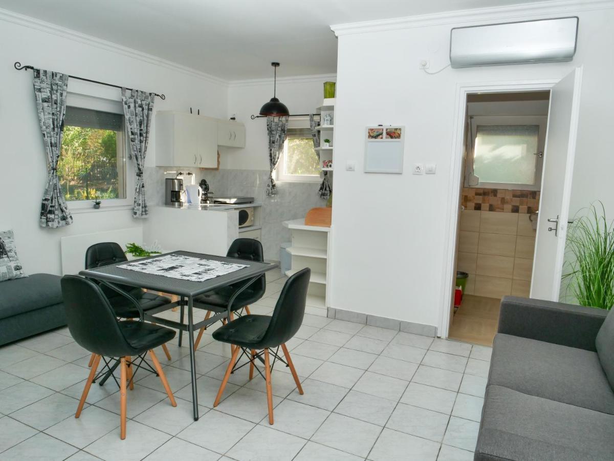 Cseresznyes Apartman Berekfürdő 外观 照片